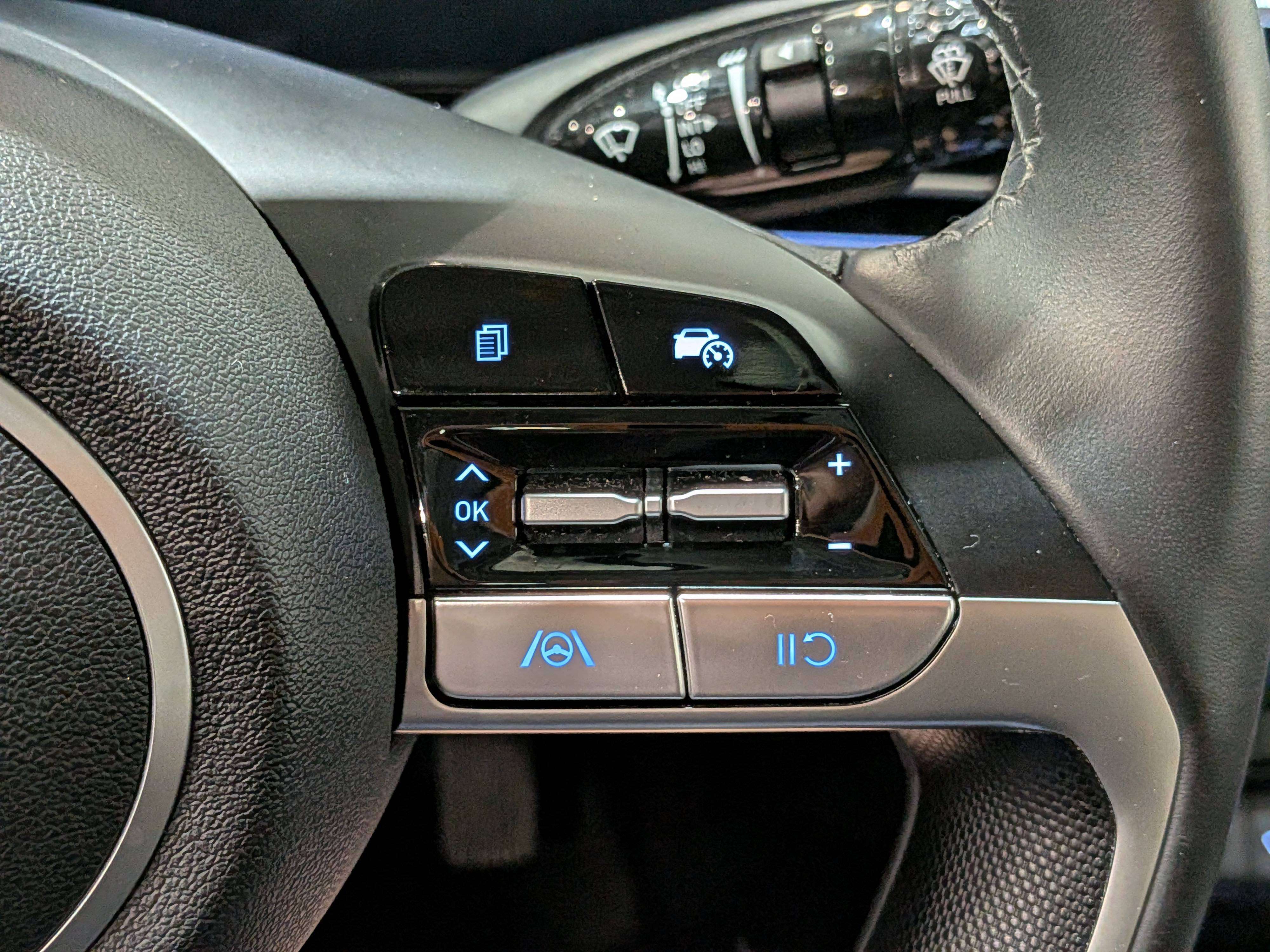 Hyundai Elantra 2025
