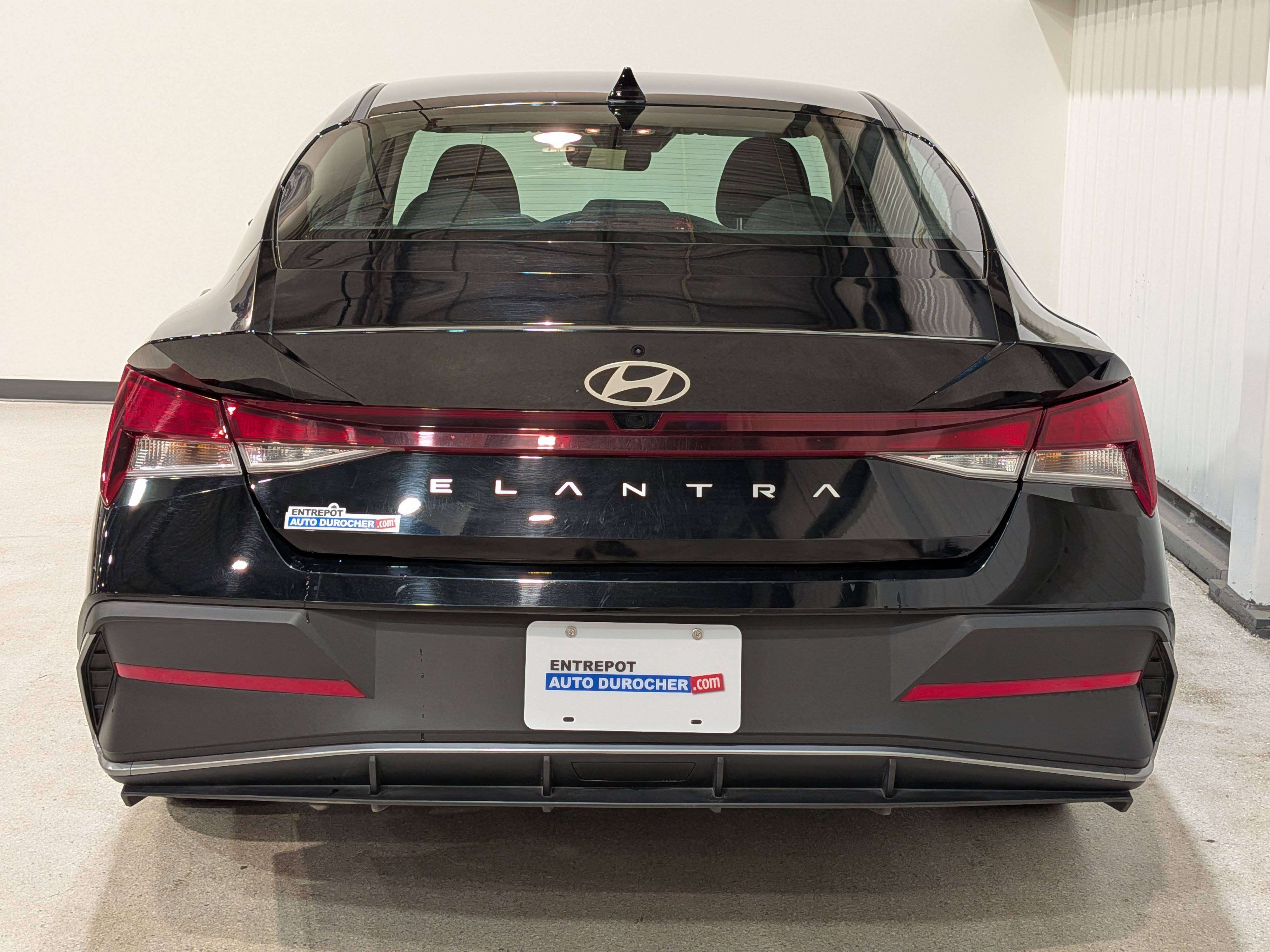 Hyundai Elantra 2025