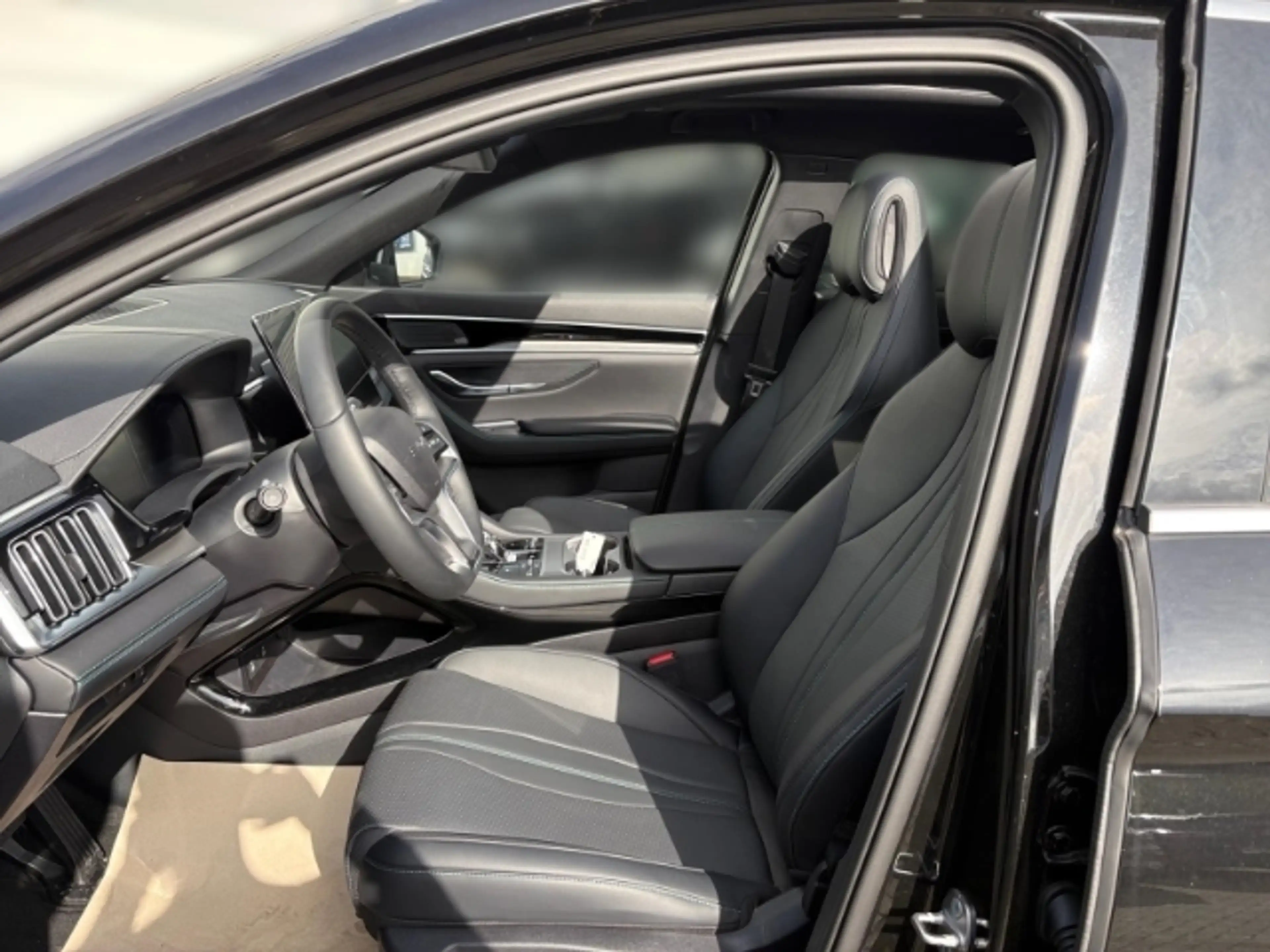 BYD Seal U DM-i Comfort Panoramadach + 360 Grad Kamera — photo 7