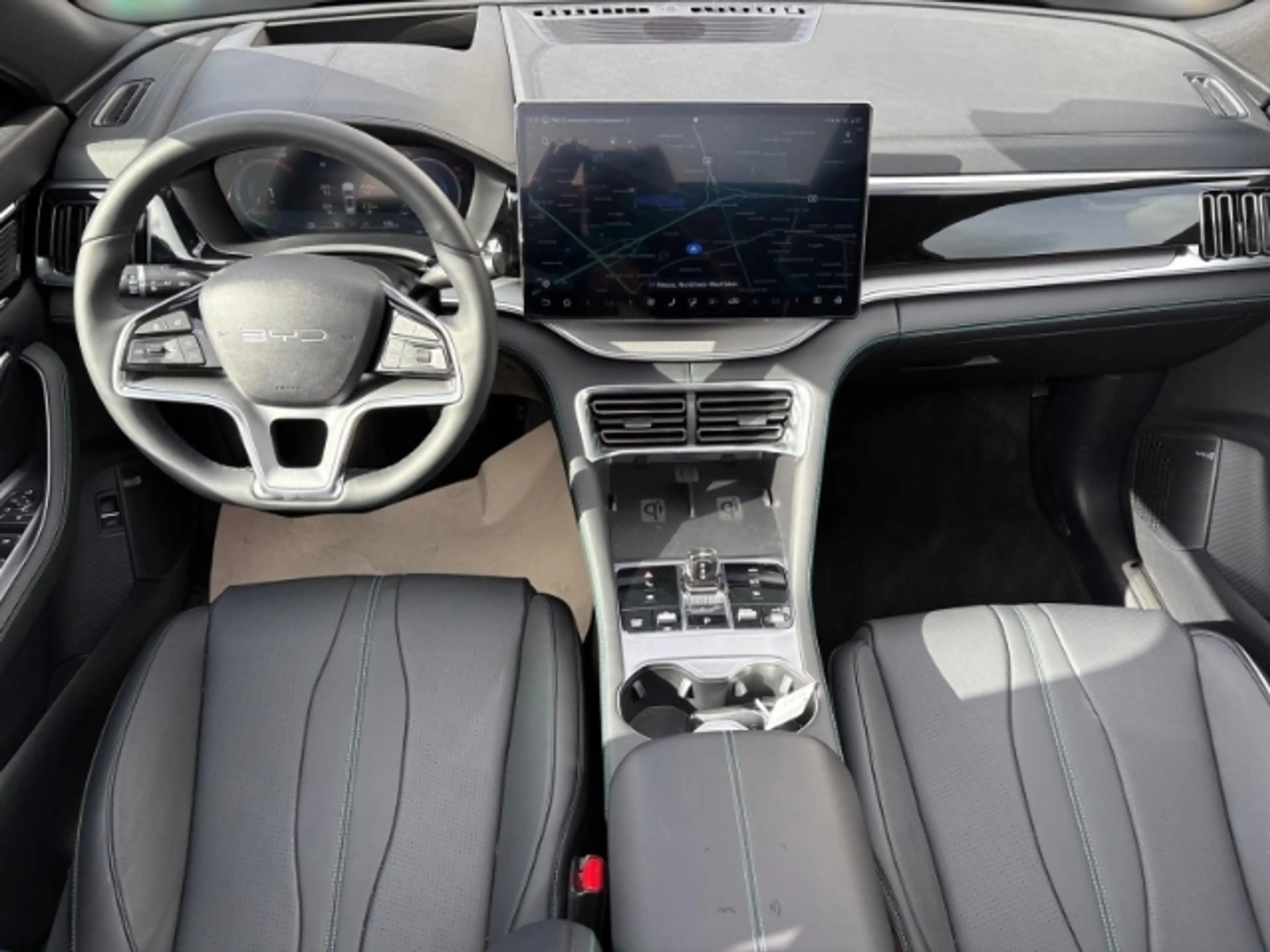 BYD Seal U DM-i Comfort Panoramadach + 360 Grad Kamera — photo 13