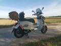 Vespa GTS Super Sport 300 Wit - thumbnail 4