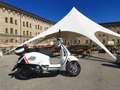 Vespa GTS Super Sport 300 Wit - thumbnail 3