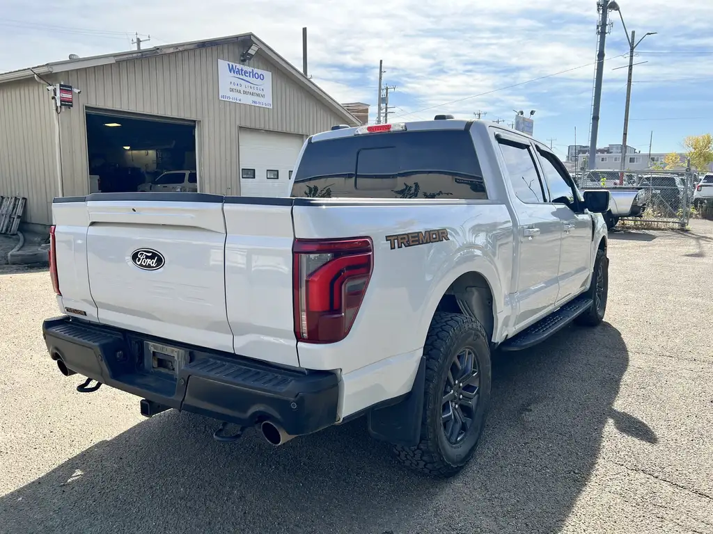 2025 Ford F-150 SuperCrew Tremor SuperCrew 145 | MoonRoof | Upfitter Switche — photo 8