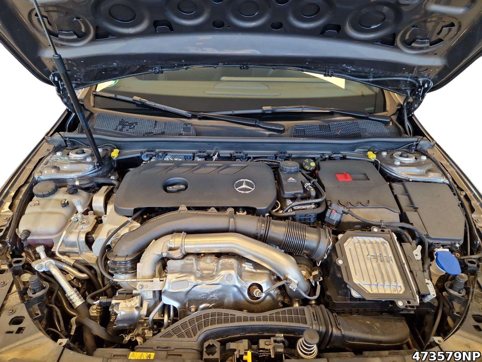 Mercedes-Benz A 220