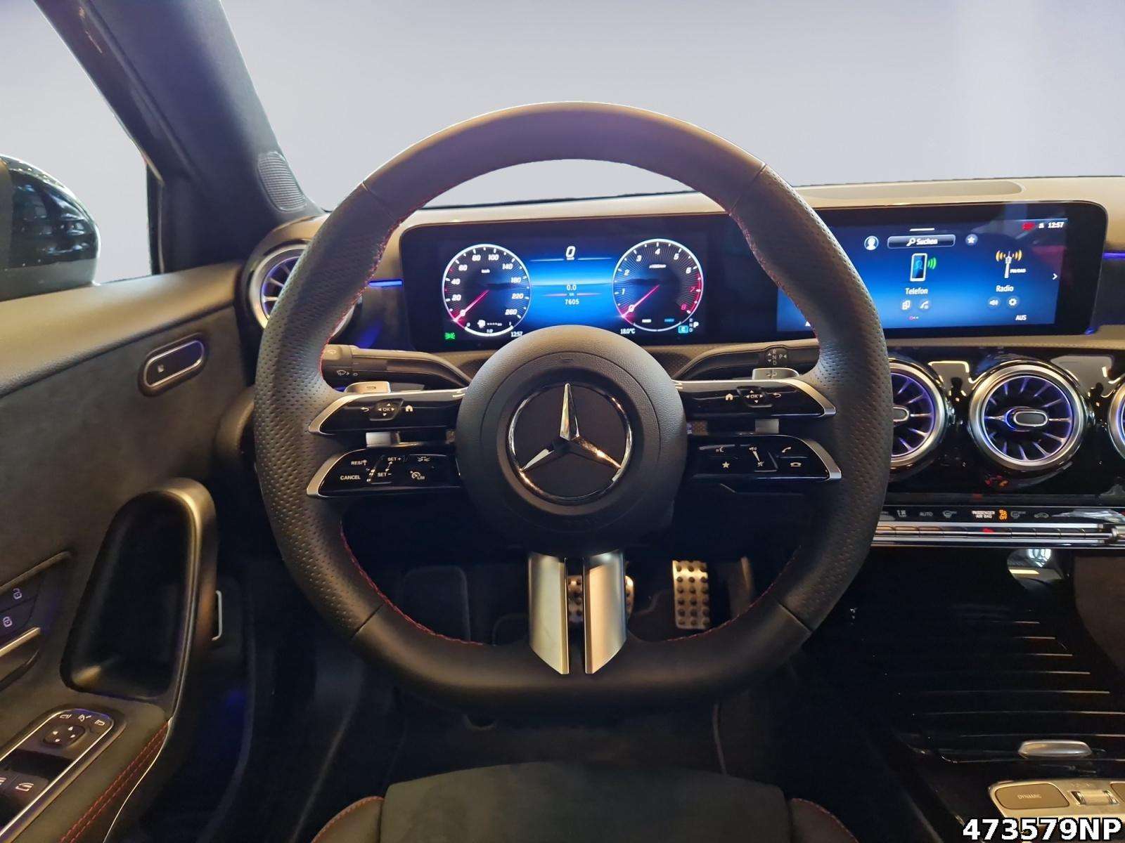 Mercedes-Benz A 220