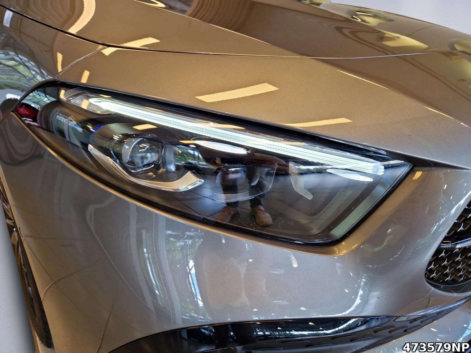 Mercedes-Benz A 220