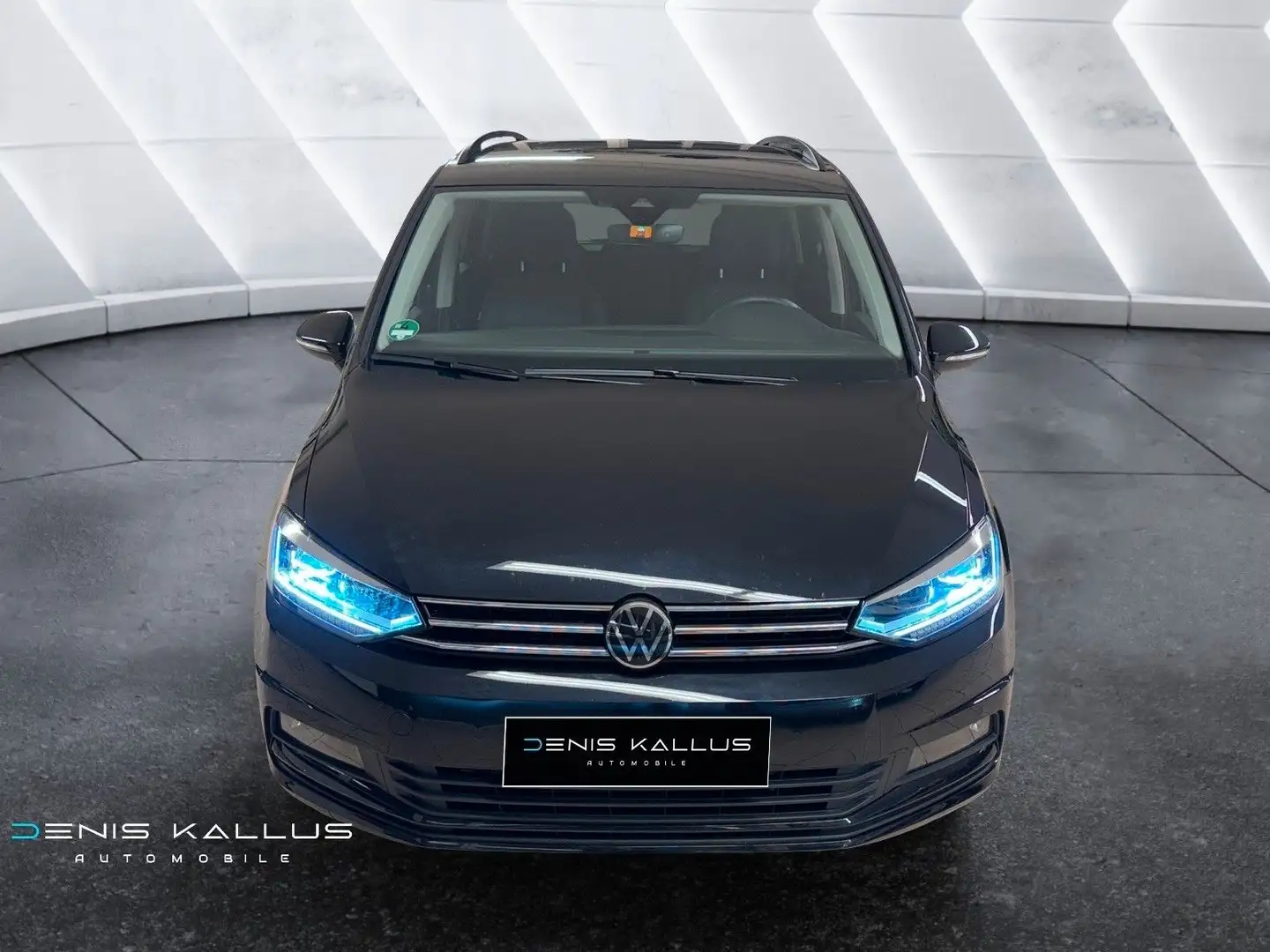 Volkswagen Touran 1.5 TSI 7Sitzer/Top/Automatik Schwarz - 2