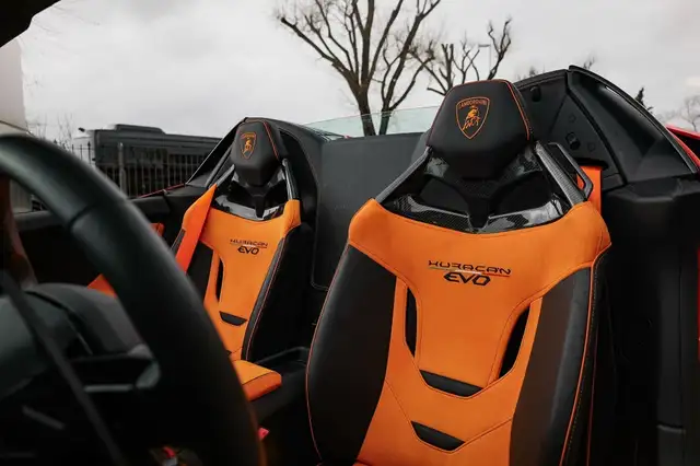 Lamborghini Huracan view 10