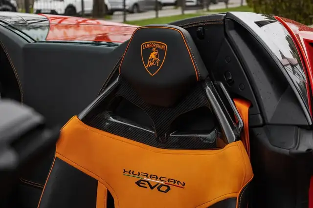 Lamborghini Huracan view 15