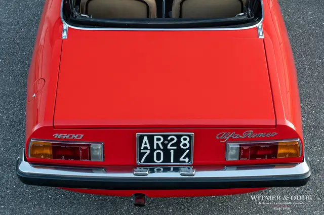 Alfa Romeo Spider view 15