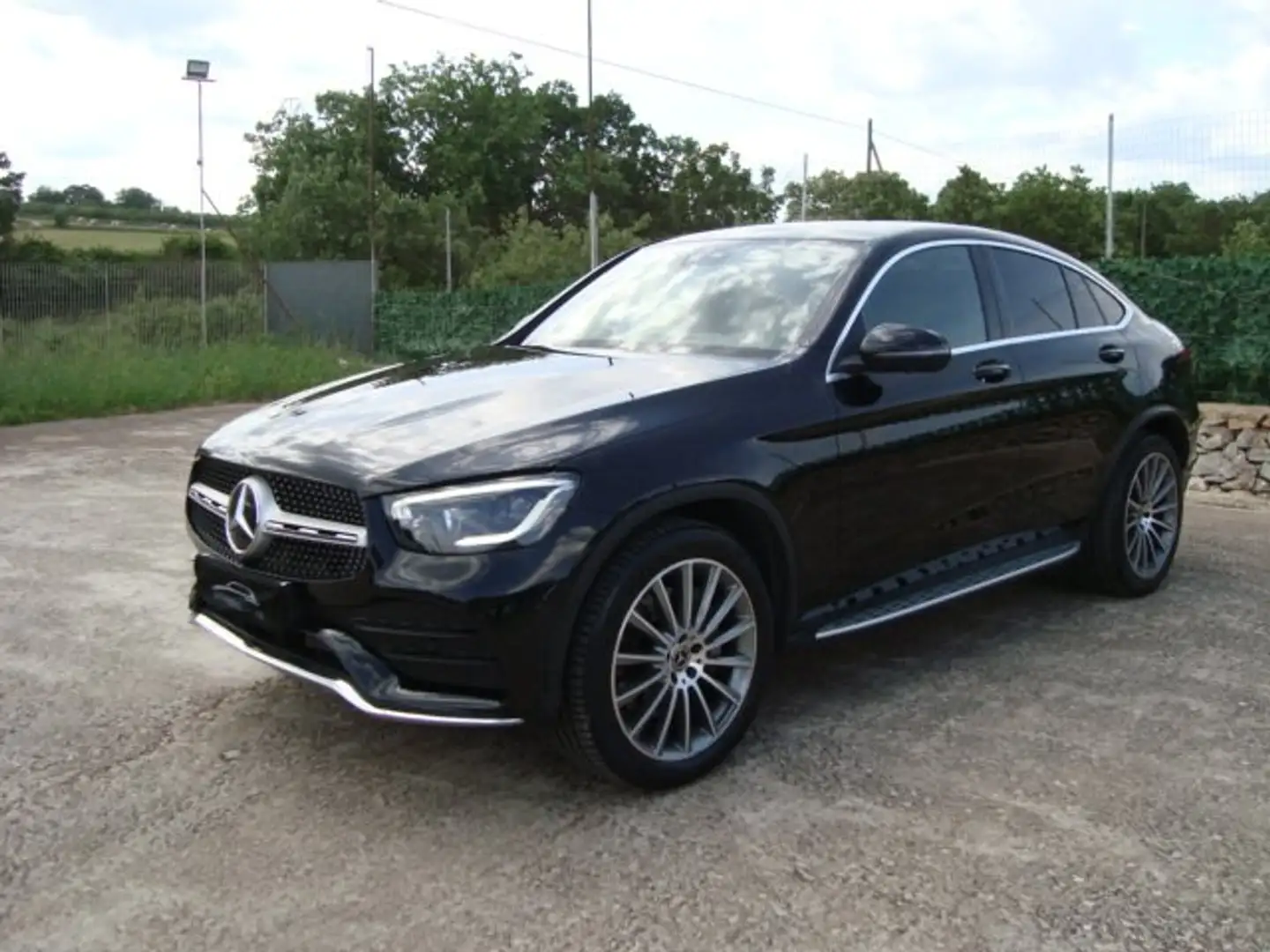 Mercedes-Benz GLC 300 Coupe d Premium 4matic 245CV 2020 Schwarz - 1
