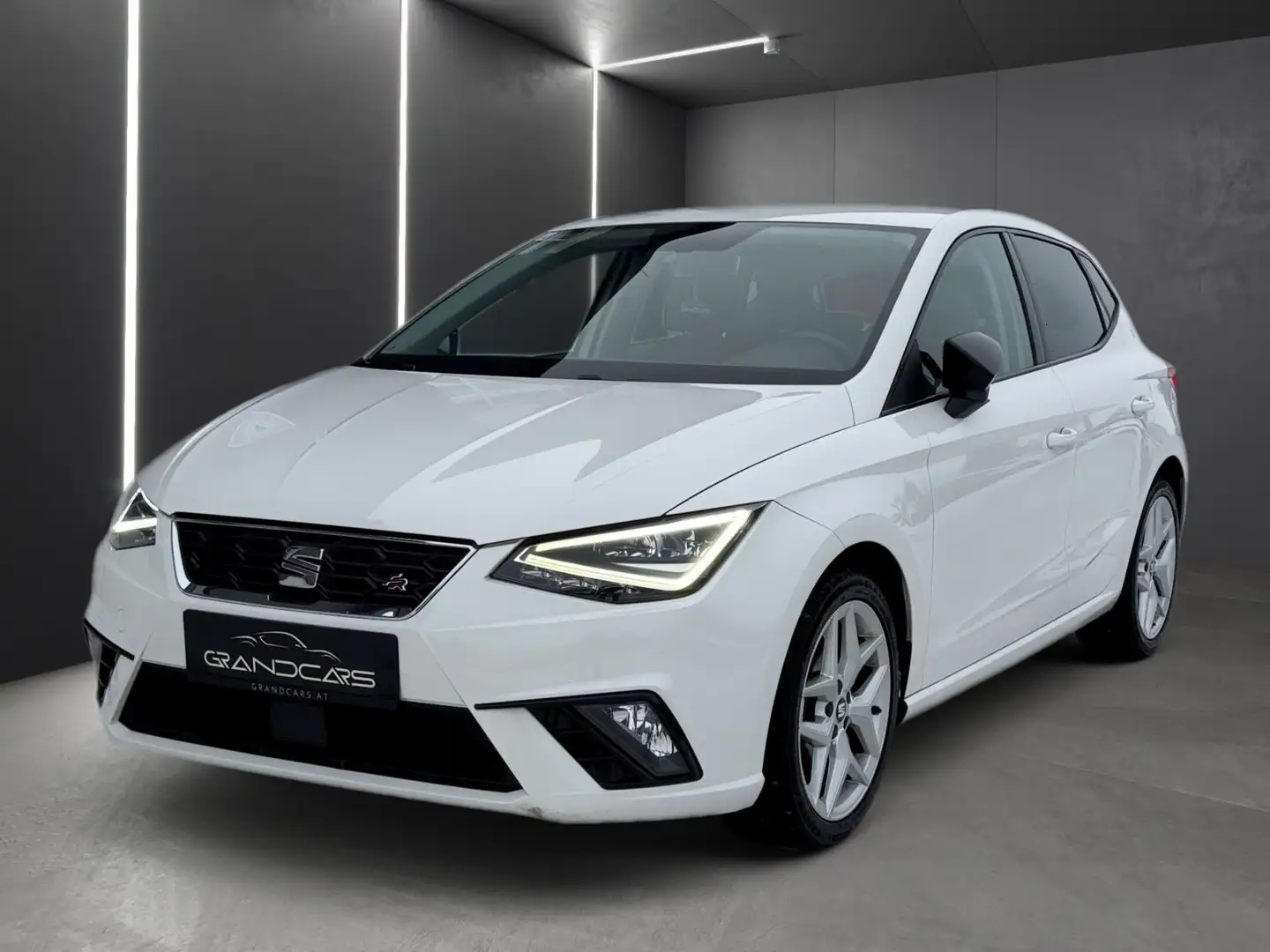 SEAT Ibiza 1,0 ECO TSI FR Weiß - 1