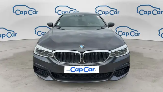 BMW 5 Series view 5