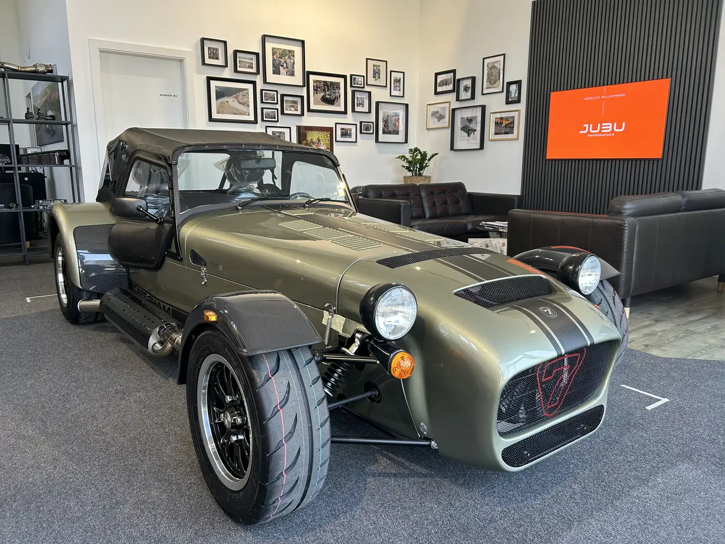 Caterham Super 7 340S SV Grün - 1