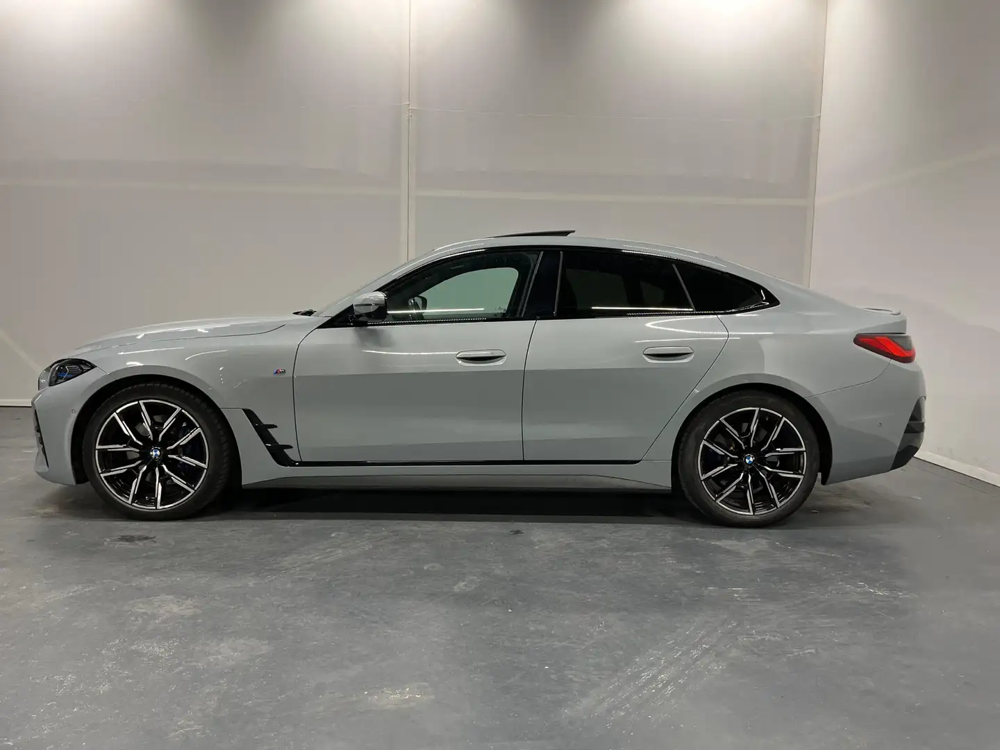 BMW 430 4-serie Gran Coupé 430i Business Edition Plus Grau - 2