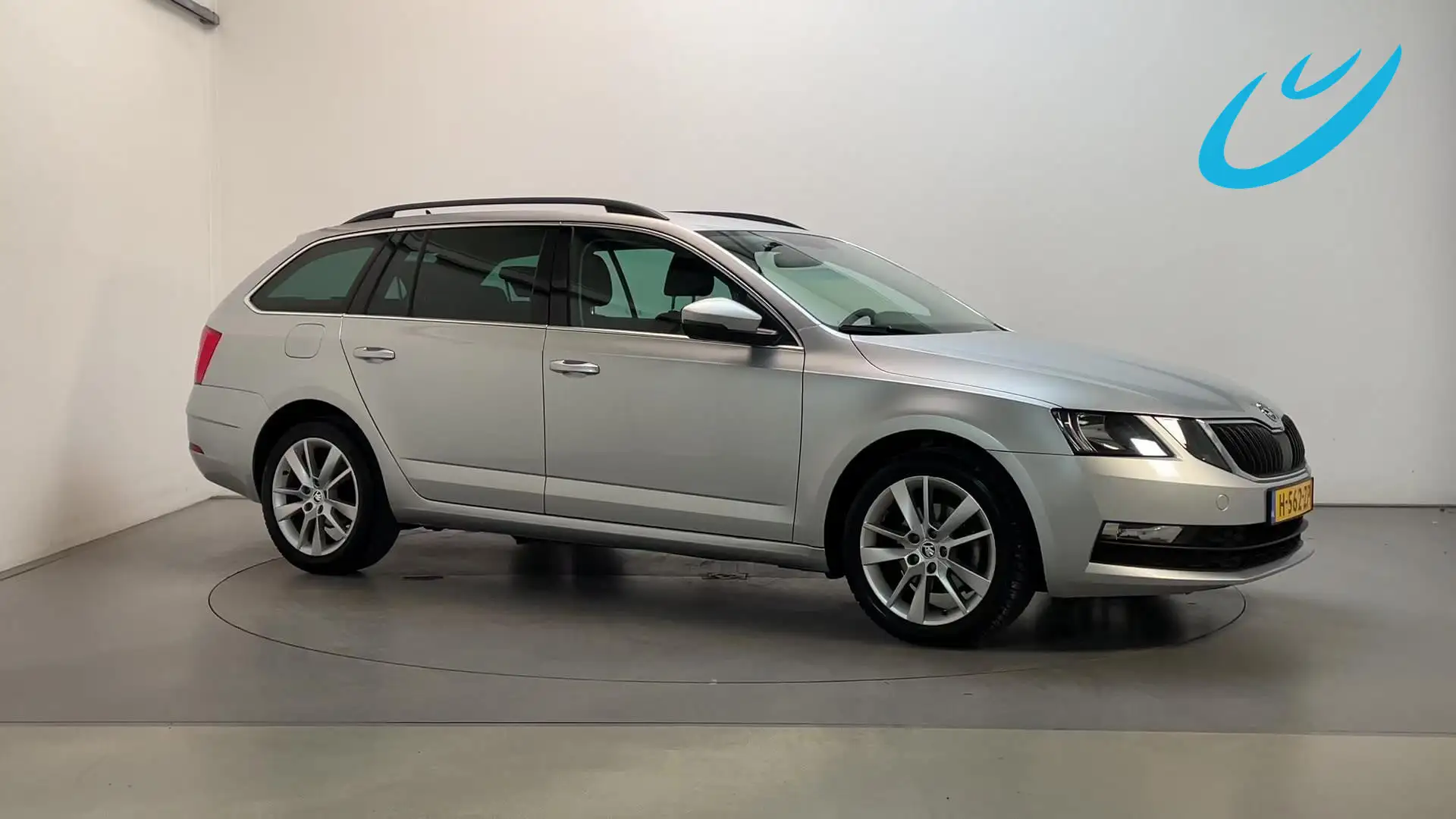 Skoda Octavia Combi 1.0 TSI Greentech Business Edition Leder-Sto Grijs - 1