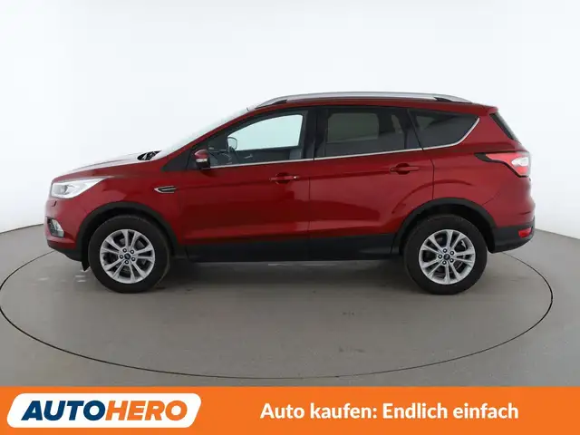 Ford Kuga view 3