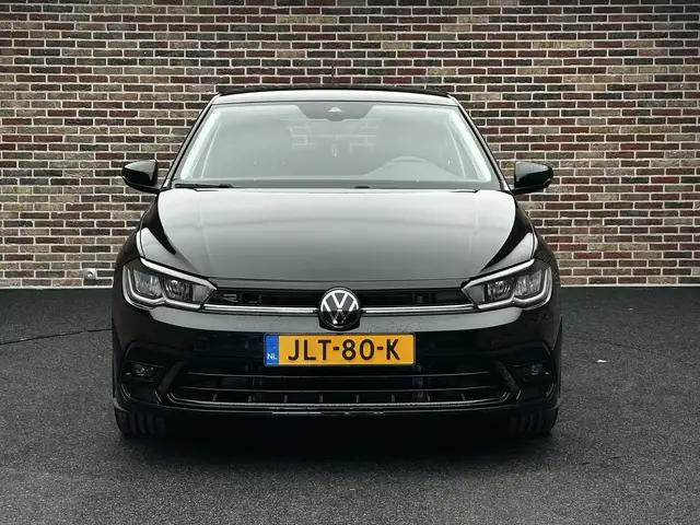 Volkswagen Polo view 8