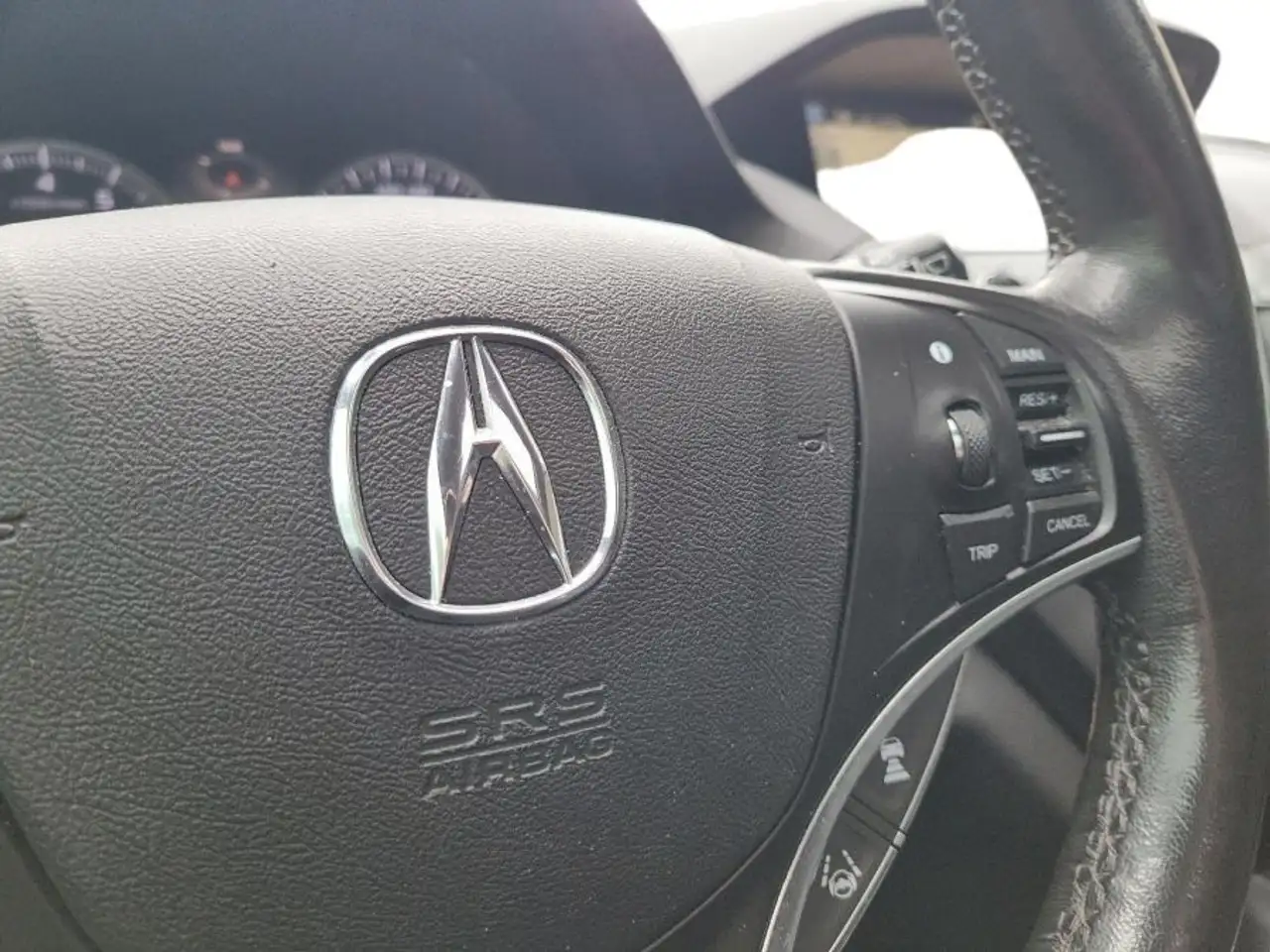 Acura MDX снимка Acura MDX