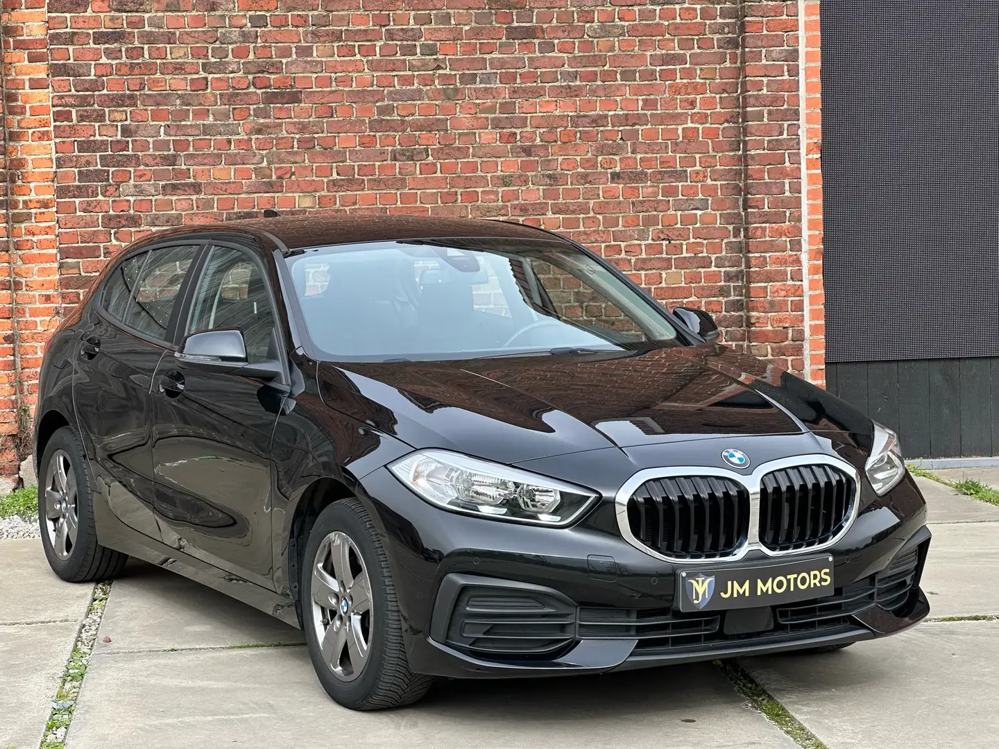 BMW 116 d Hatchback - Cruise Control - Navi - Pdc Noir - 2