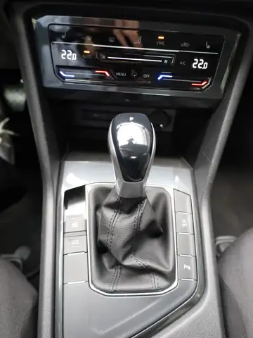 Volkswagen Tiguan view 15