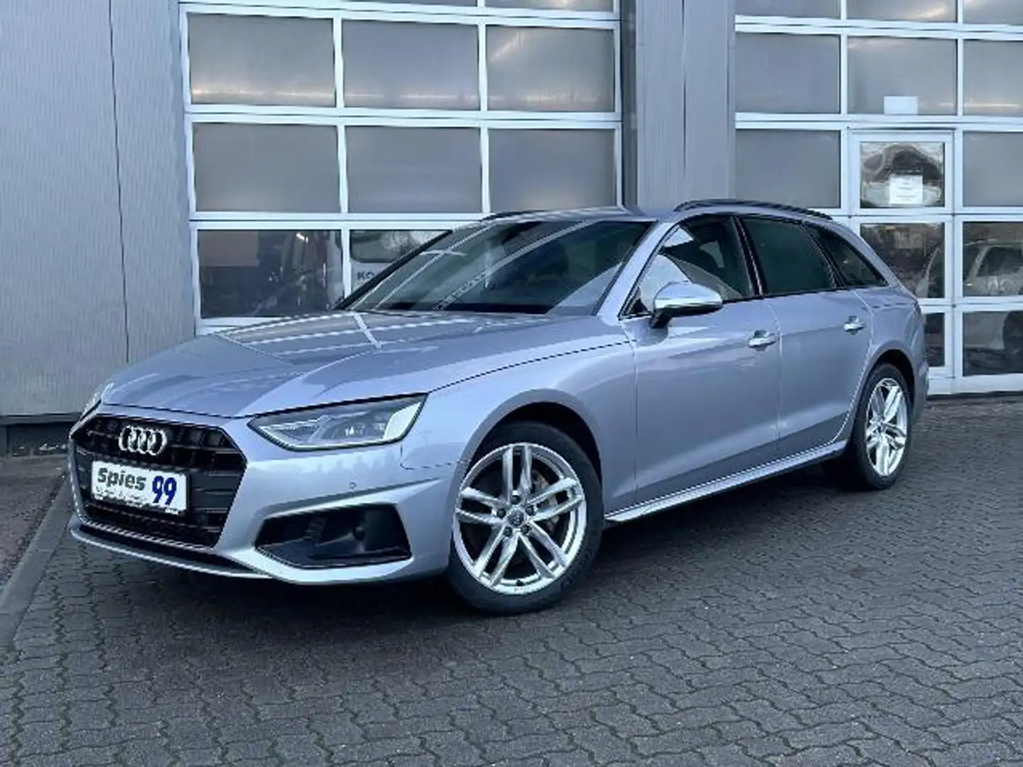 Audi A4 Avant 40 TDI / AHK / ACC Silber - 1