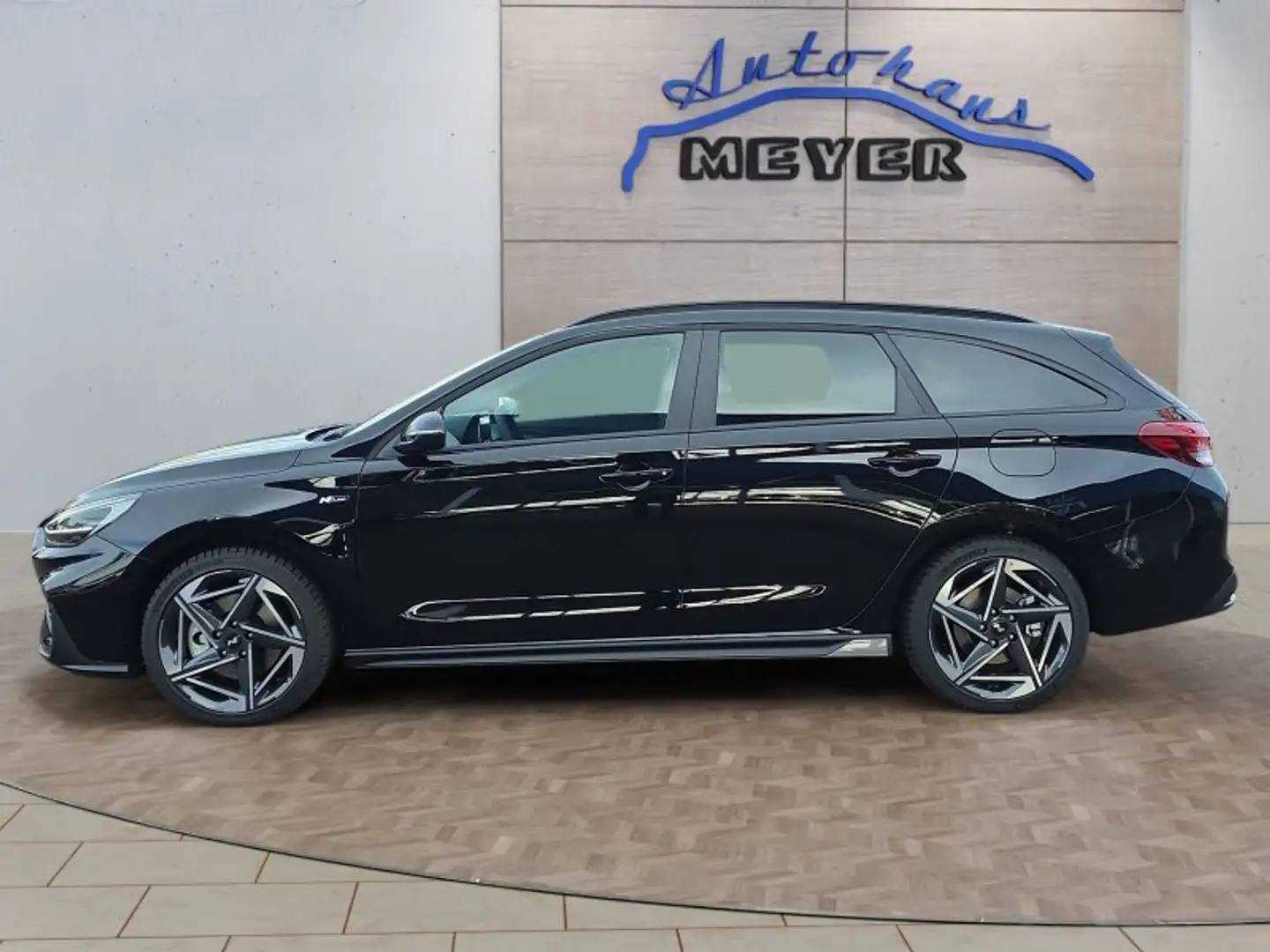 Hyundai i30 Kombi N-Line 1.5 T-GDI 7DCT Voll-LED/Navi/Winterp. Negru - 2