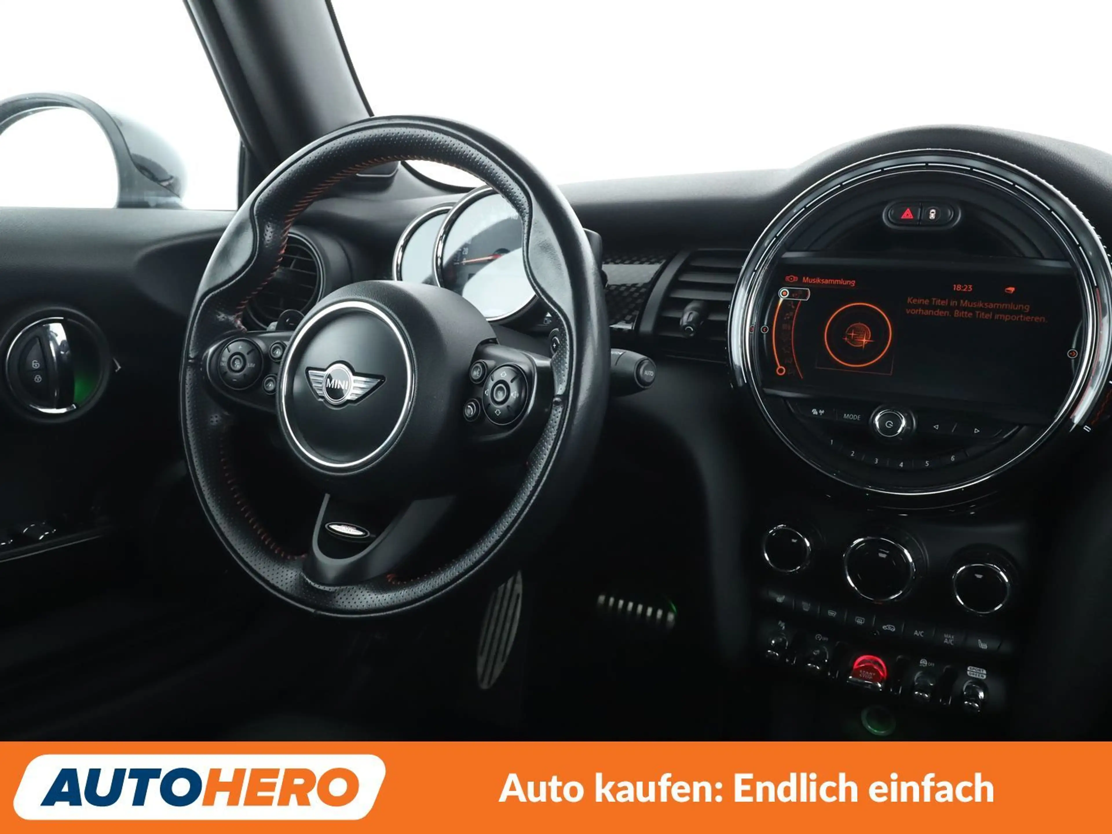 MINI John Cooper Works Cabrio John Cooper Works  Aut.*NAVI*PDC*TEMPO* — photo 13