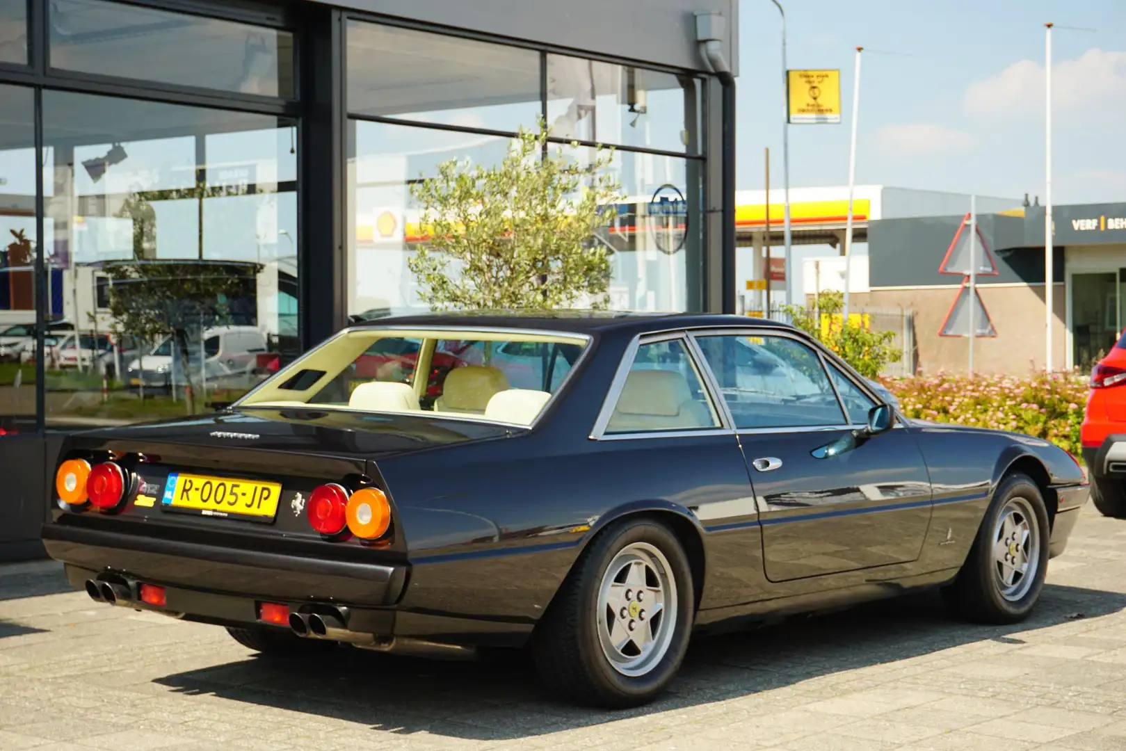 Ferrari 412 GT Schwarz - 1