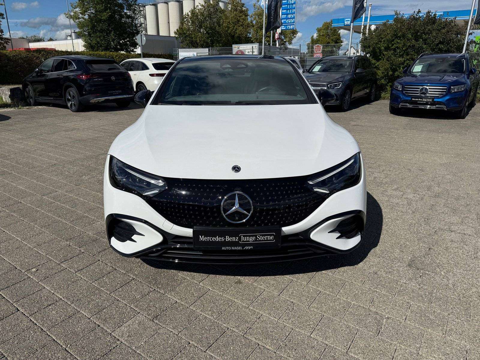 Mercedes-Benz EQE