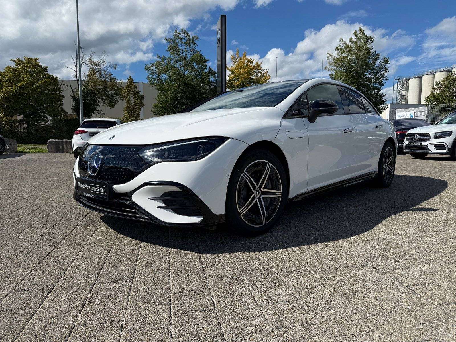 Mercedes-Benz EQE