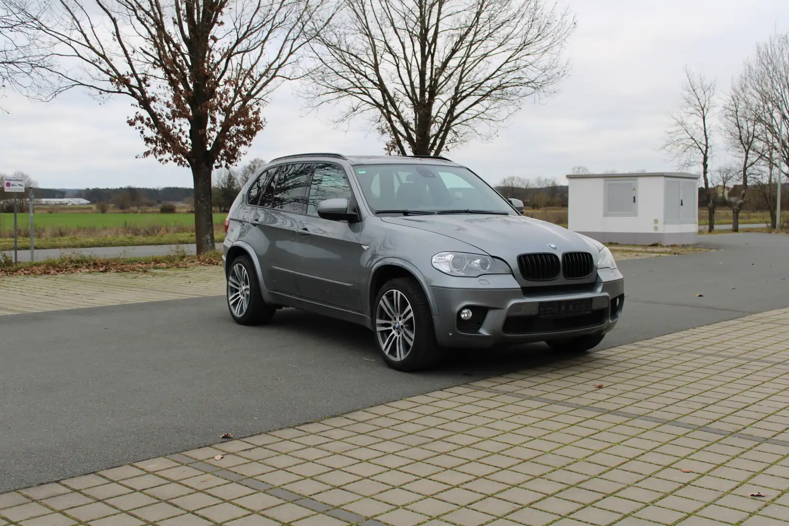BMW X5 xDrive40d M-Packet Grau - 1
