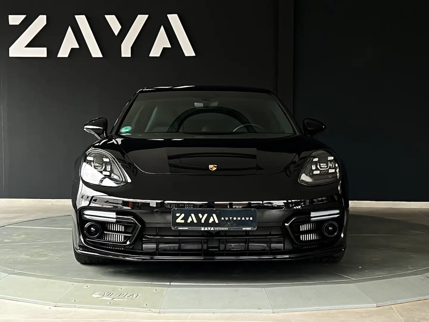 Porsche Panamera E-Hybrid*SPORT-CHRONO*LUFT*SPORTABGAS* Schwarz - 2