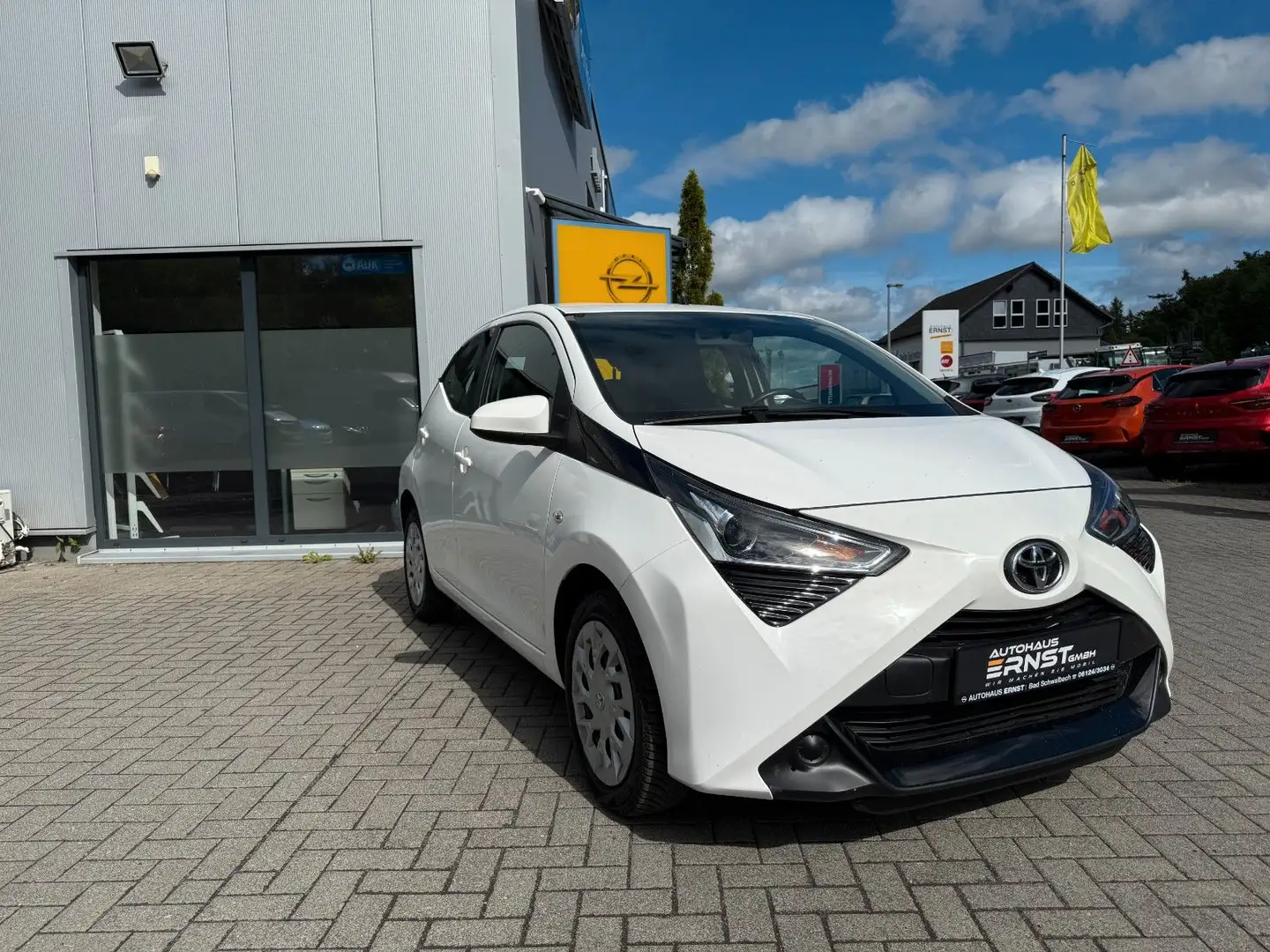 Toyota Aygo AYGO x-play Blanc - 2