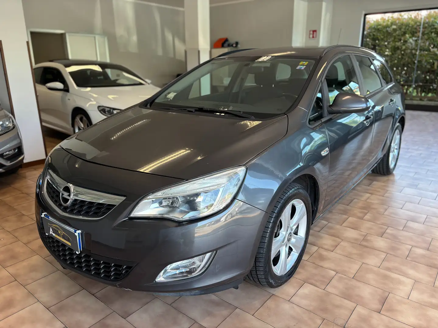 Opel Astra Sports Tourer 1.7 cdti Cosmo 110cv Grigio - 1