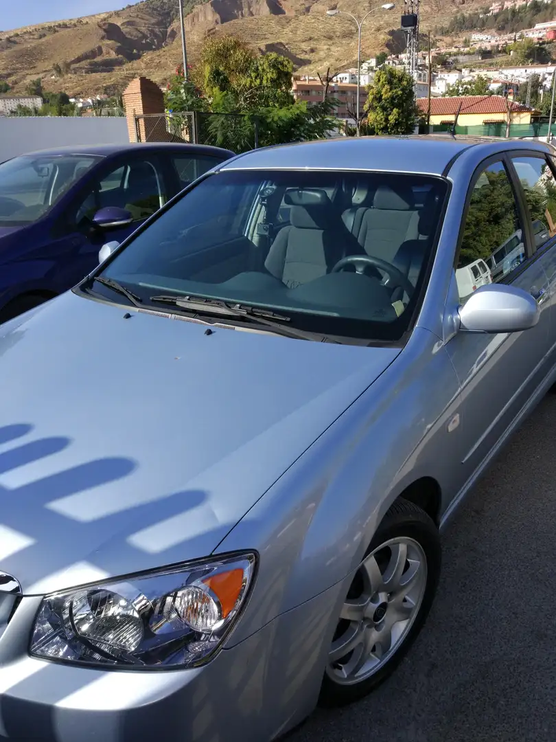 Kia Cerato Cerato 2.0CRDI EX EX Gris - 1