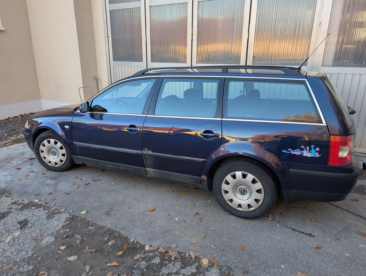 Volkswagen Passat Variant Passat 1.9 TDI Executive Blau - 2