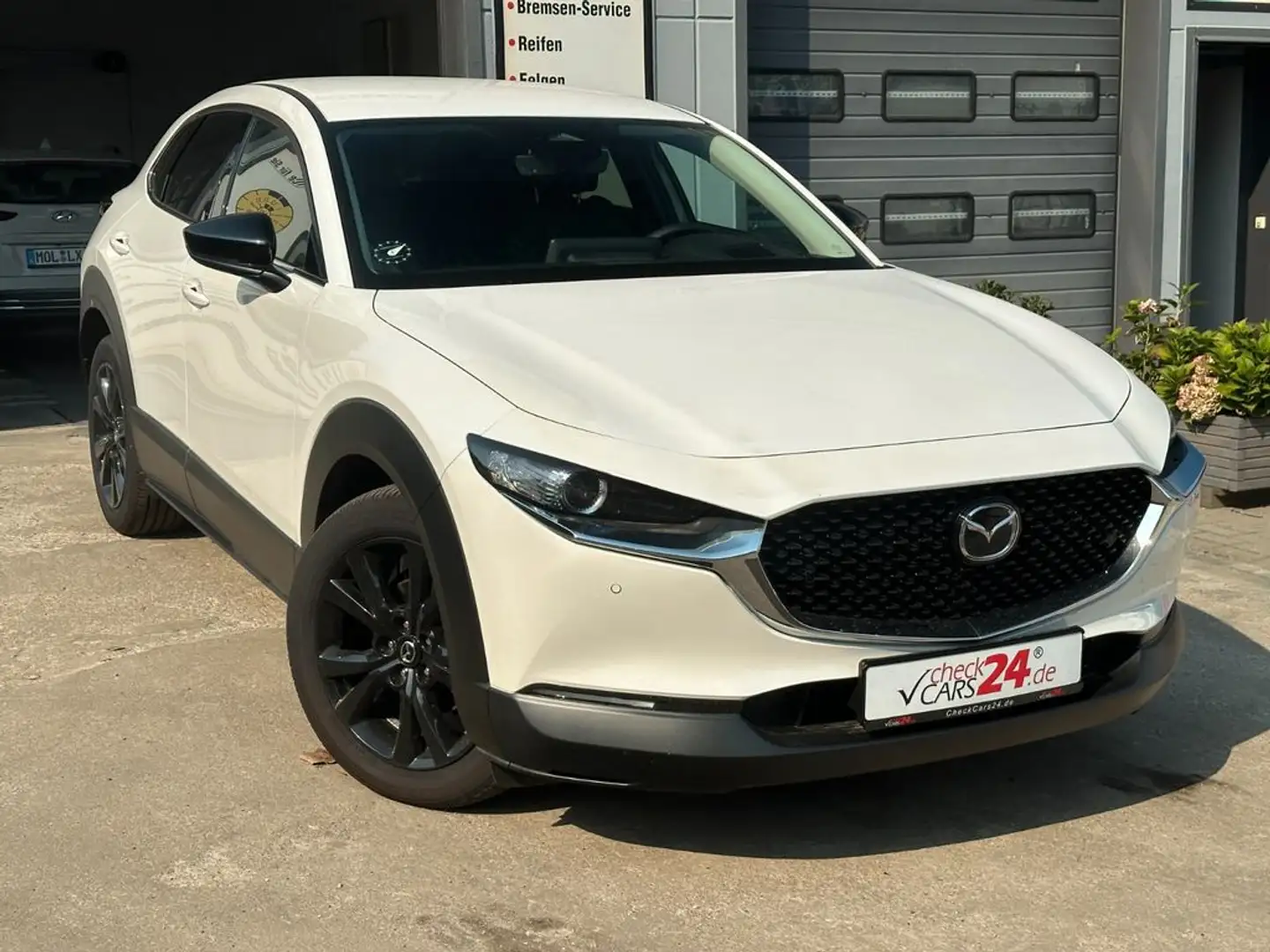 Mazda CX-30 2.0 SKYACTIV LED NAVI RFK ACC SHZ *SOFORT* Bílá - 2