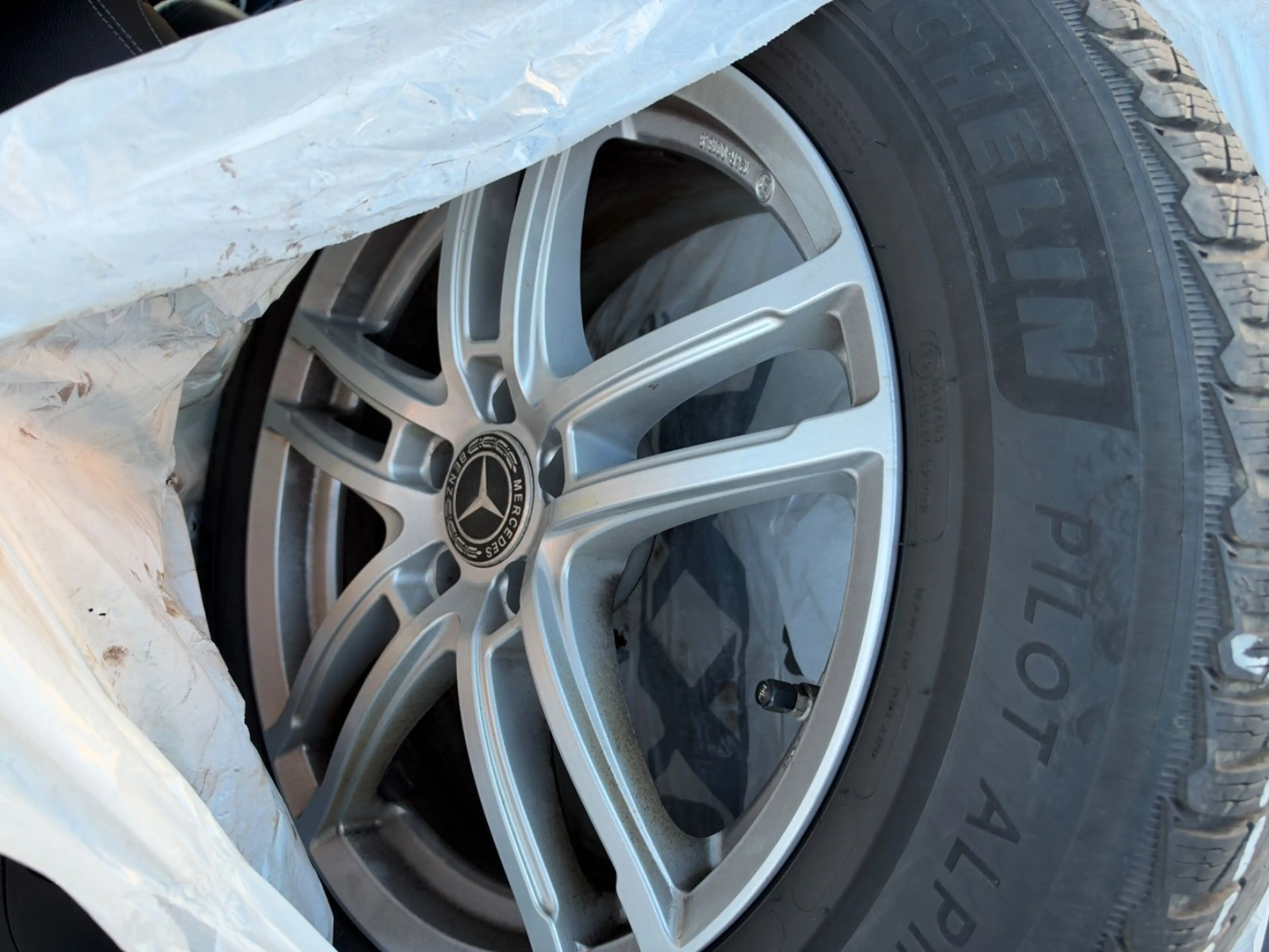 Mercedes-Benz GLC 220 d 4Matic AMG-Line Pano StandHZ 19" 2.Hand — photo 10
