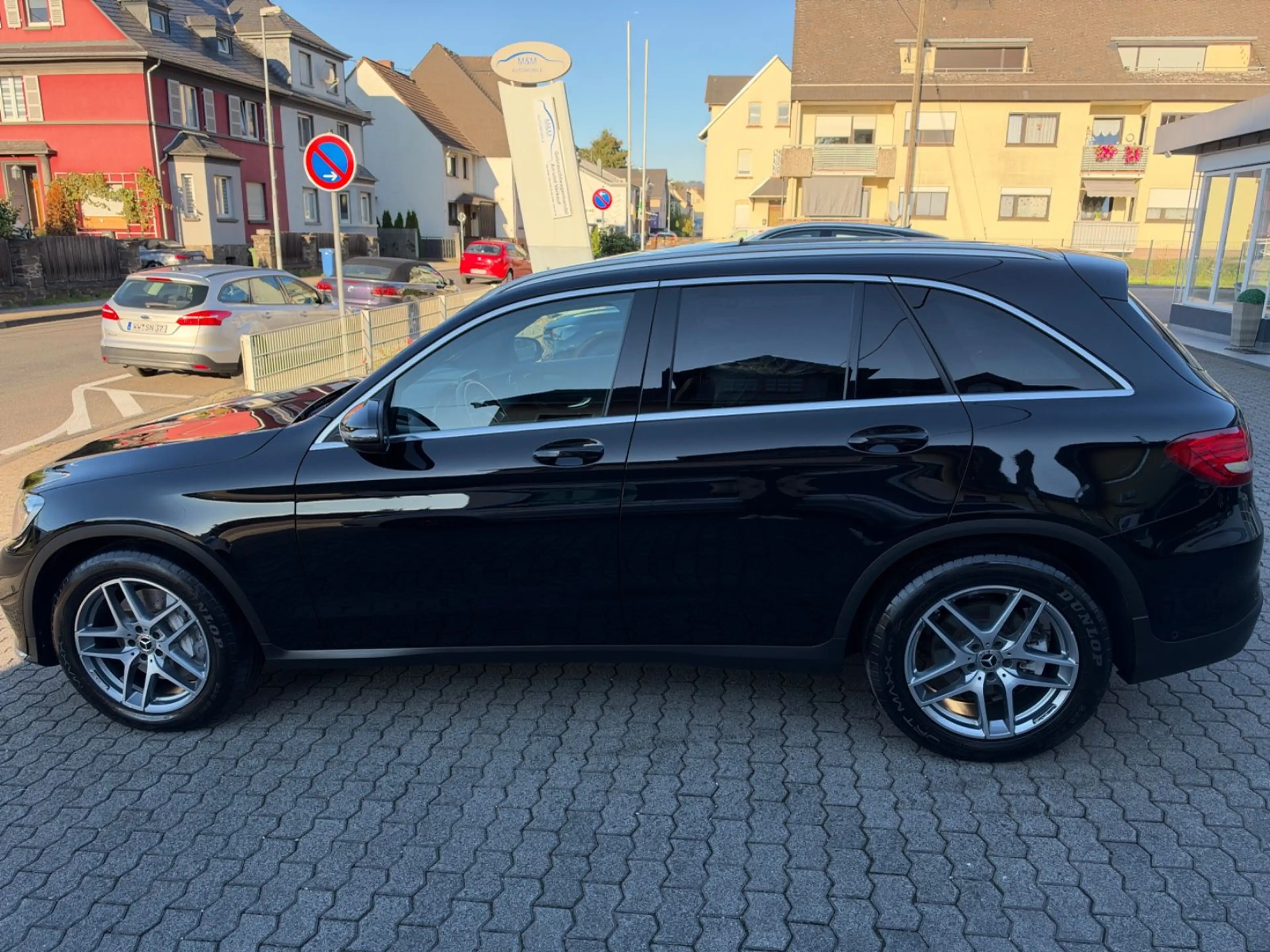 Mercedes-Benz GLC 220 d 4Matic AMG-Line Pano StandHZ 19" 2.Hand — photo 5
