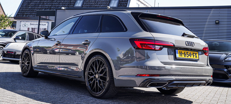 Audi A4 Avant 40 TFSI Sport S line black edition | Stoelve — photo 14
