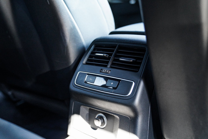 Audi A4 Avant 40 TFSI Sport S line black edition | Stoelve — photo 18