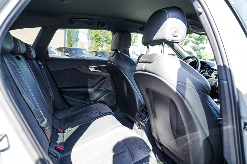 Audi A4 Avant 40 TFSI Sport S line black edition | Stoelve — photo 17