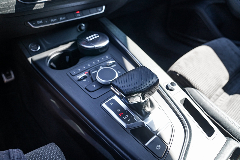 Audi A4 Avant 40 TFSI Sport S line black edition | Stoelve — photo 33