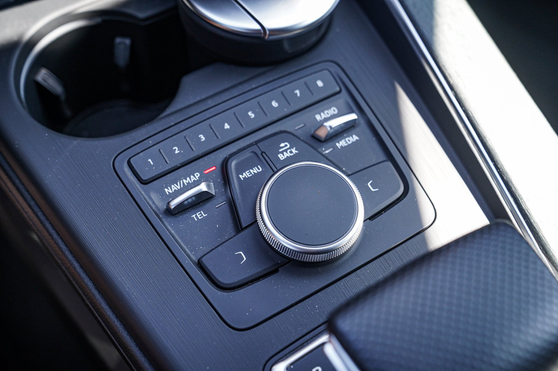 Audi A4 Avant 40 TFSI Sport S line black edition | Stoelve — photo 34