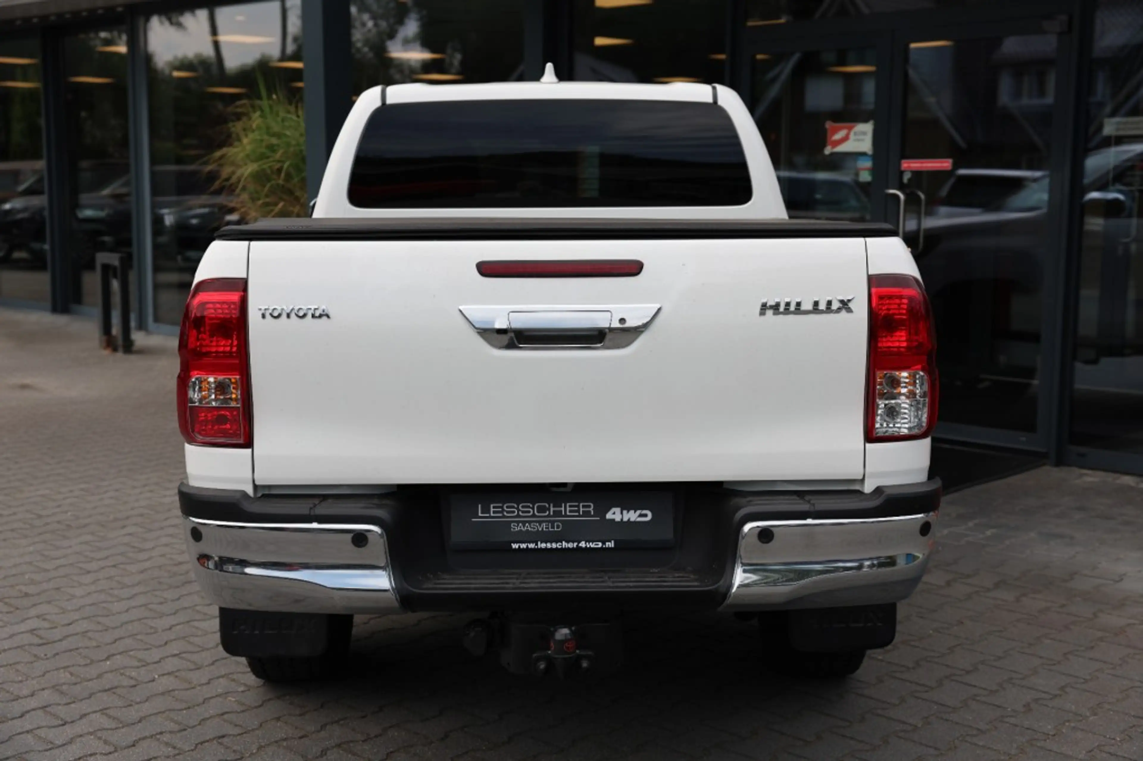 Toyota Hilux 2.4 D-4D DUBBEL CABIN PROFESSIONAL 2 ZITS 4WD VAN — photo 5