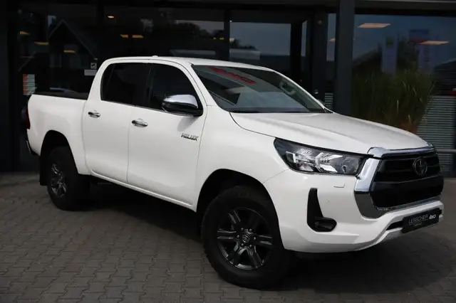 Toyota Hilux 2.4 D-4D DUBBEL CABIN PROFESSIONAL 2 ZITS 4WD VAN