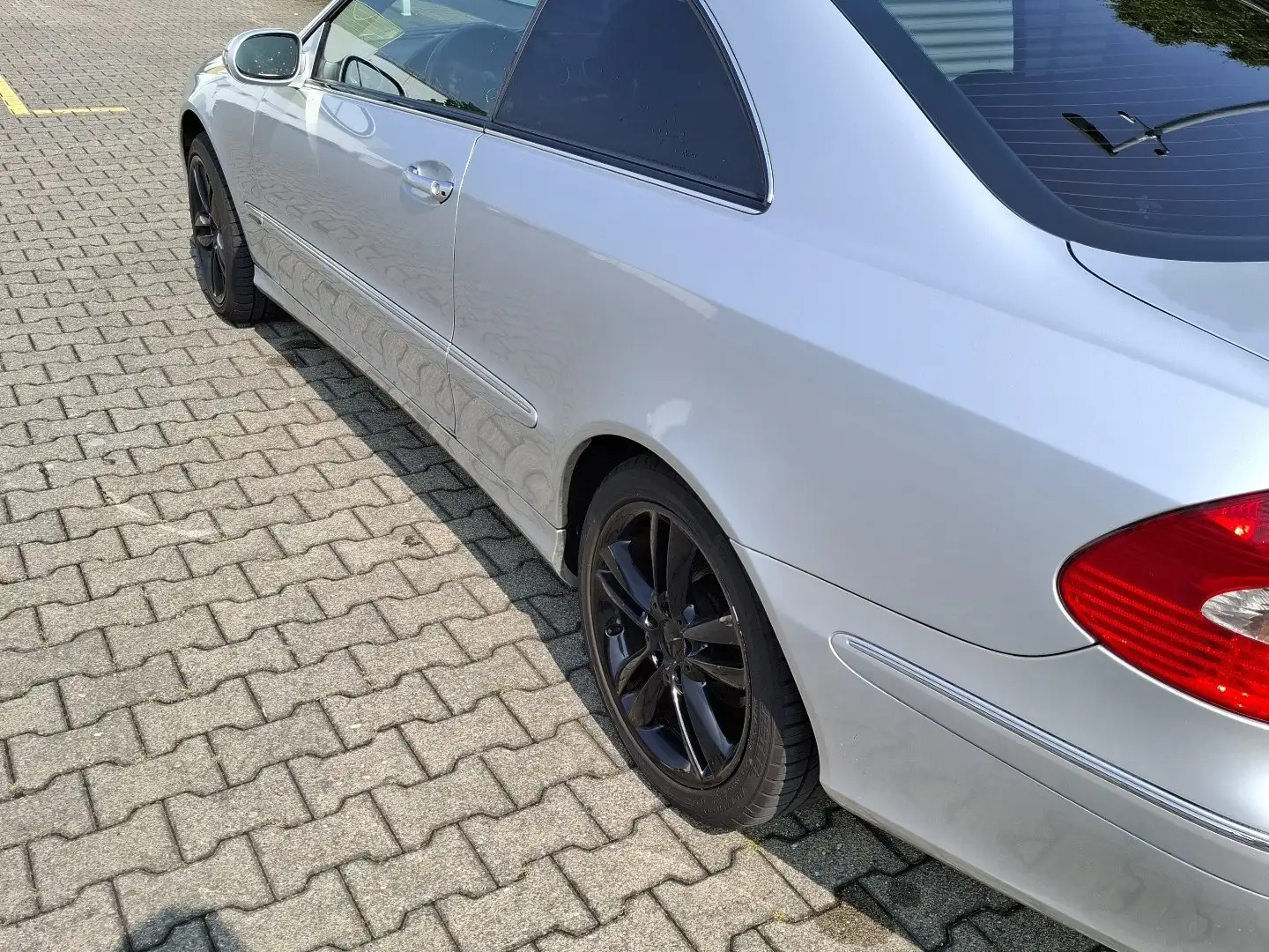 Mercedes-Benz CLK 220 CLK 220 CDI (209.308) Grau - 2