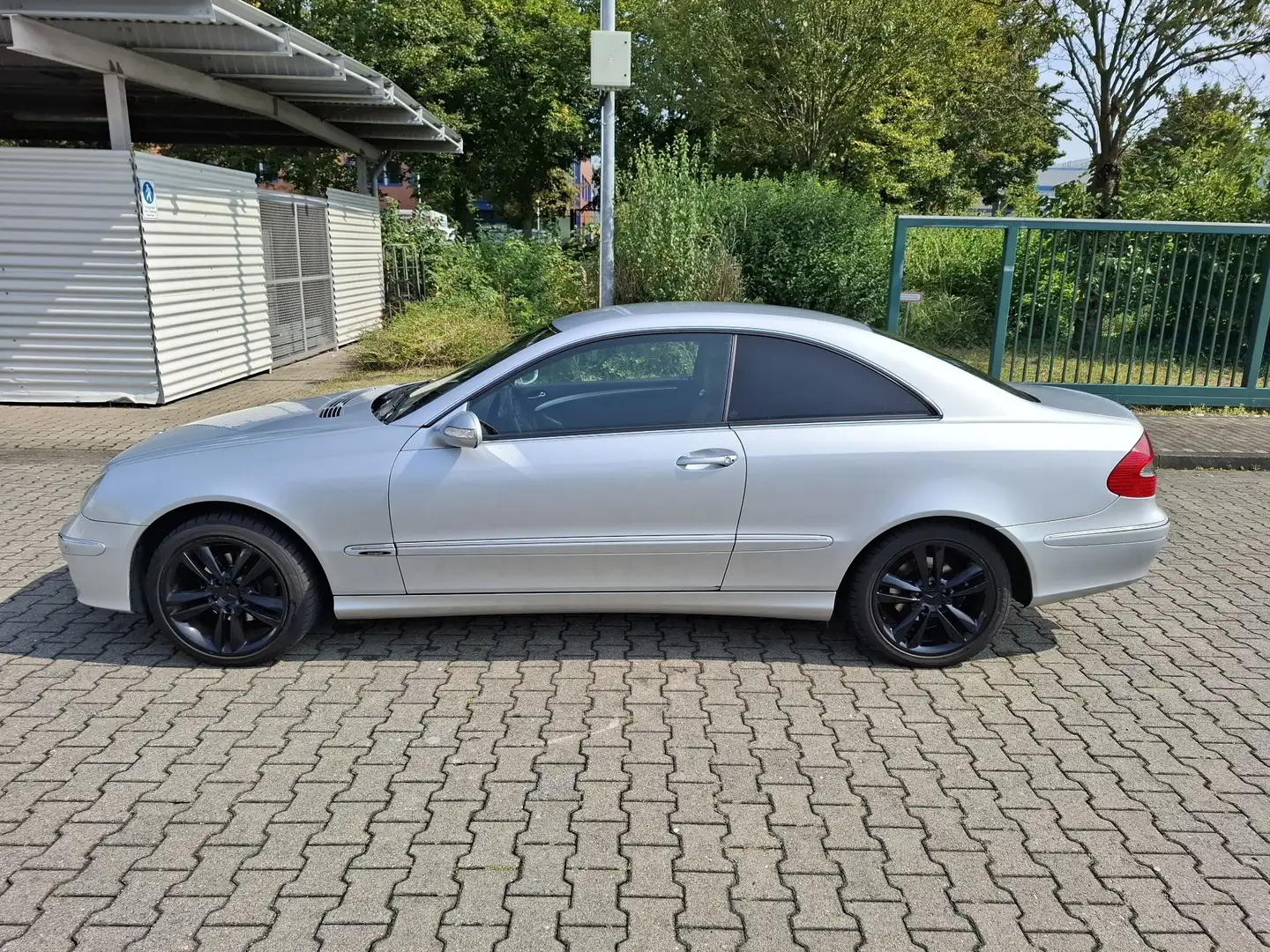 Mercedes-Benz CLK 220 CLK 220 CDI (209.308) Grau - 1