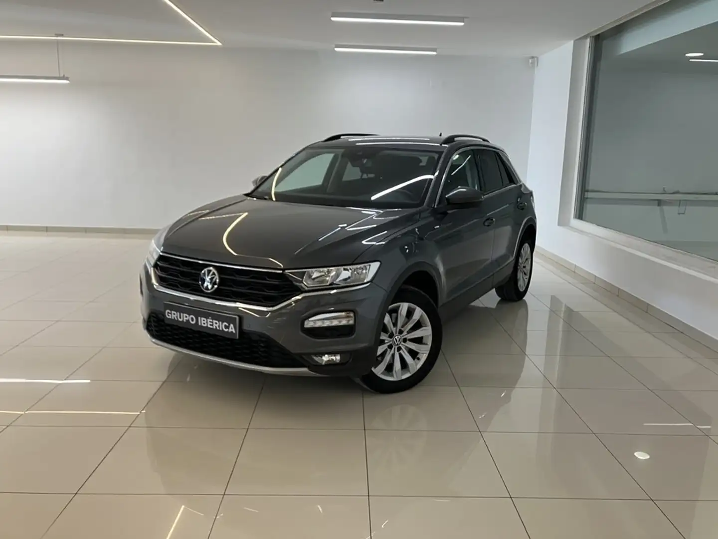 Volkswagen T-Roc 2.0TDI Advance DSG7 Gris - 1